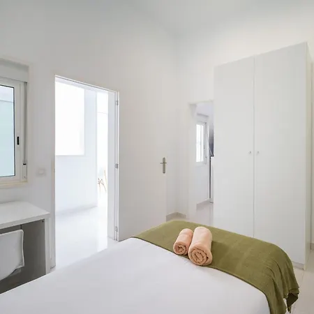Сasa de vacaciones Beachfront Family With Terrace *
